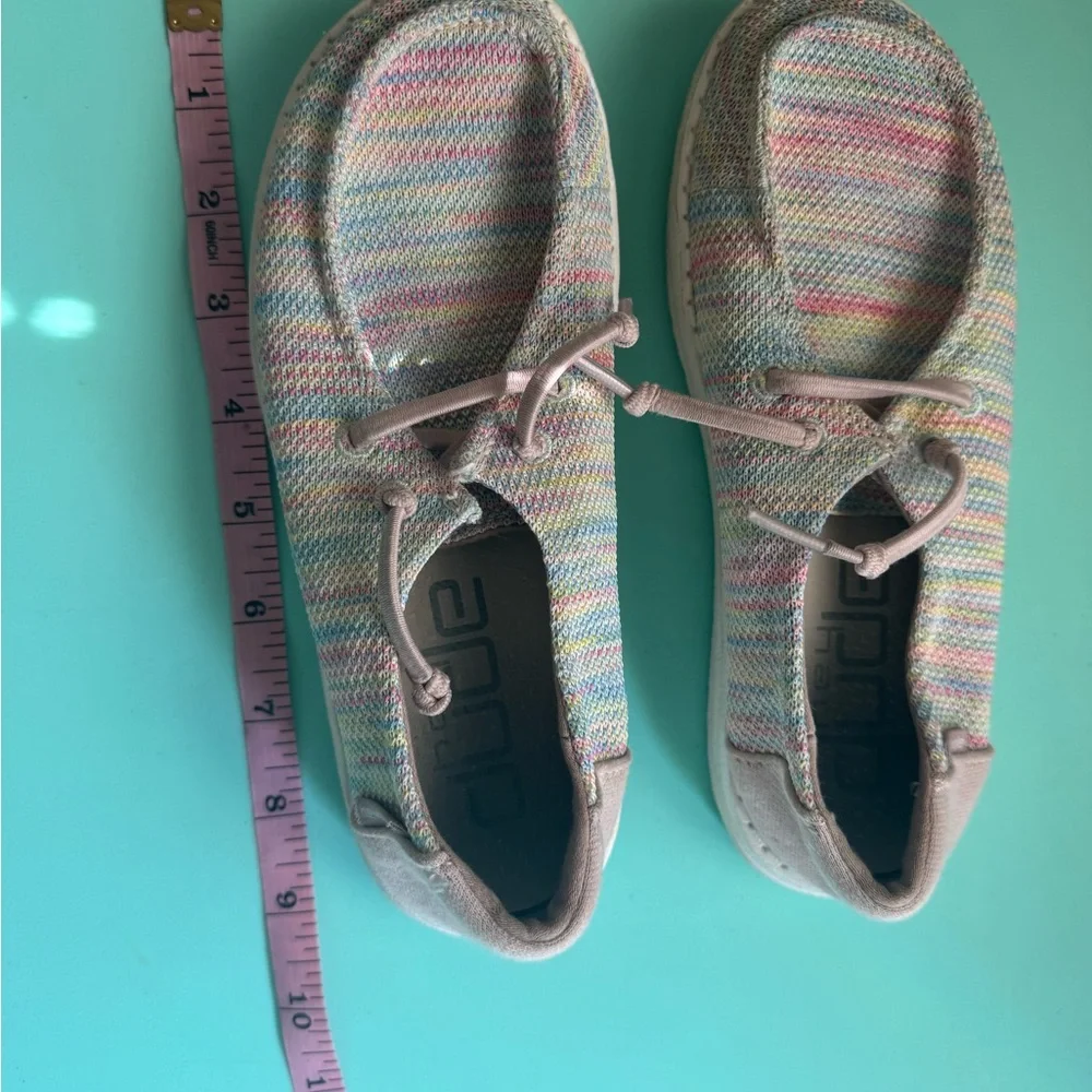 Hey Dude Wendy Youth Sox Pastels Size‎ Y1 L2 Rainbow Shoes Slip On Shoes